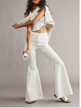Free People We The Free Float On Flare Stretch Jeans Winter White Sz 29
